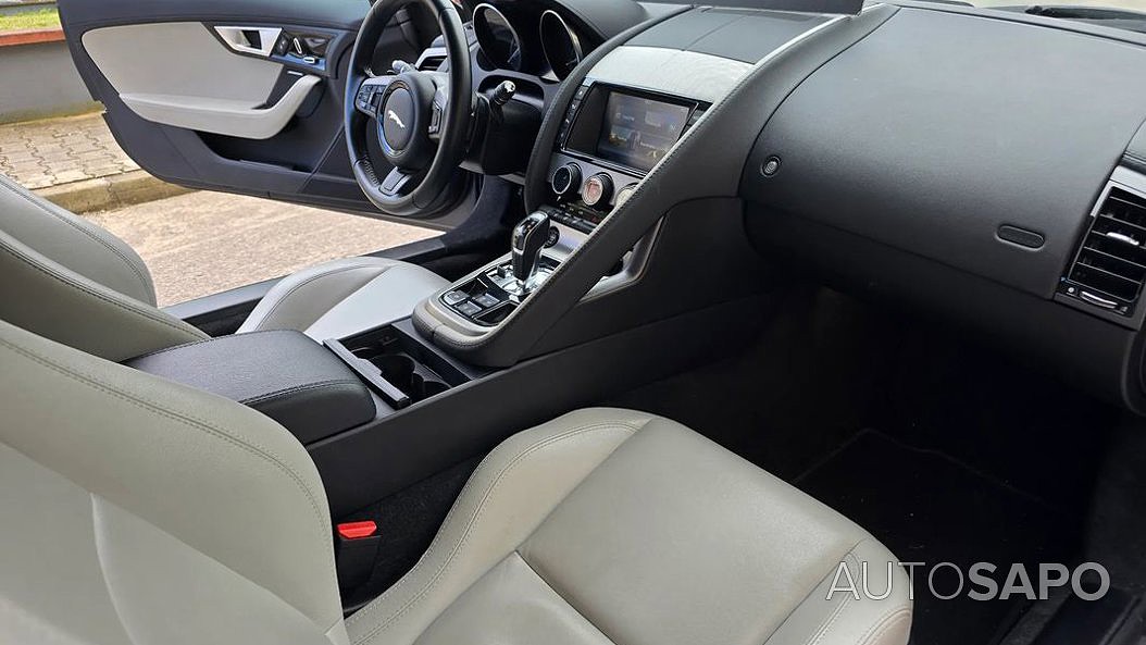 Jaguar F-Type 3.0 V6 S/C Auto de 2015
