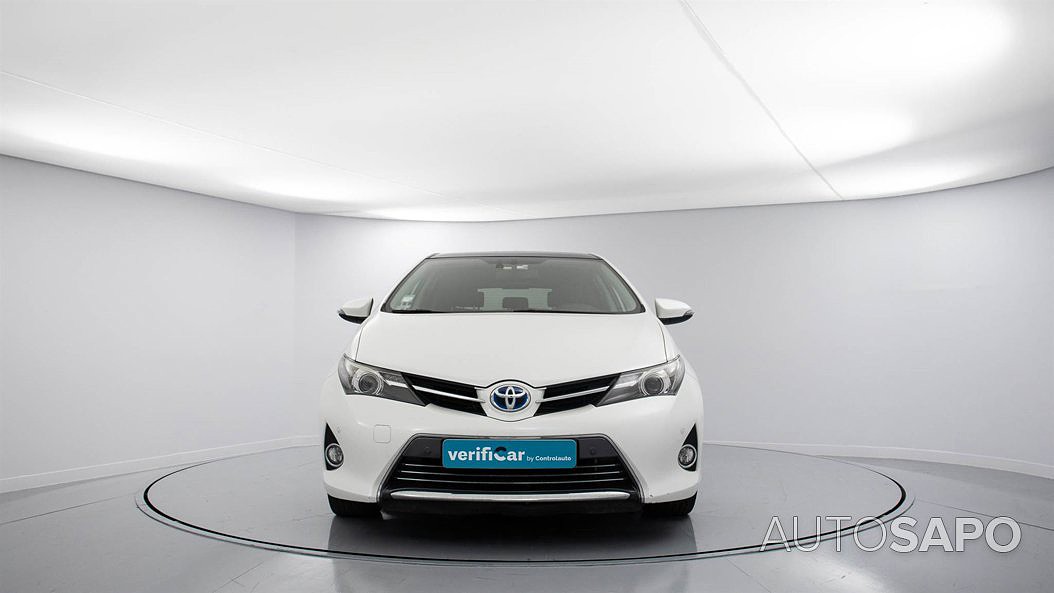 Toyota Auris 1.8 HSD Sport+Skyview+Navi de 2015