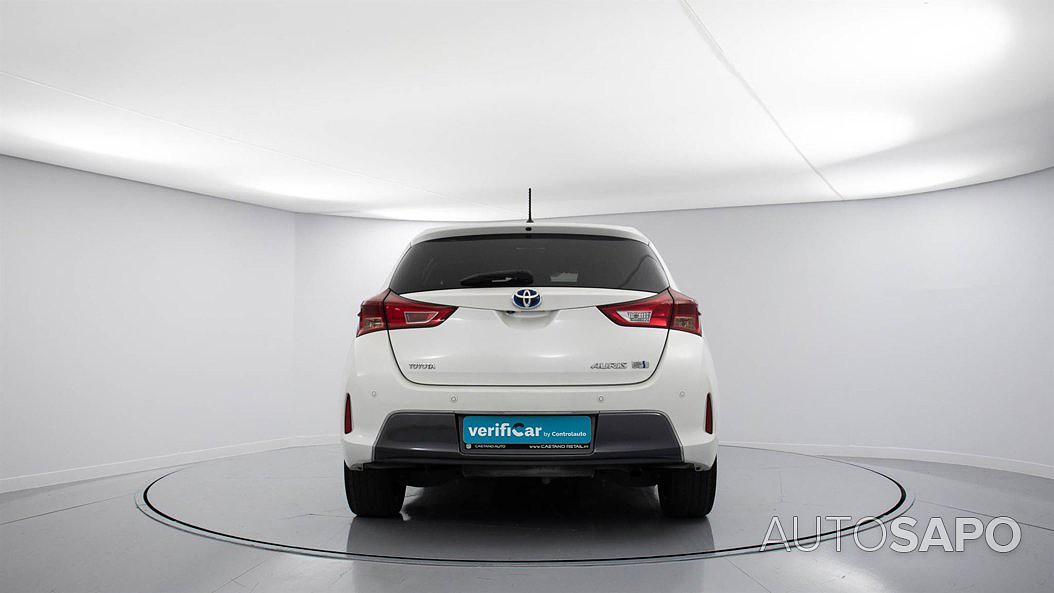 Toyota Auris 1.8 HSD Sport+Skyview+Navi de 2015