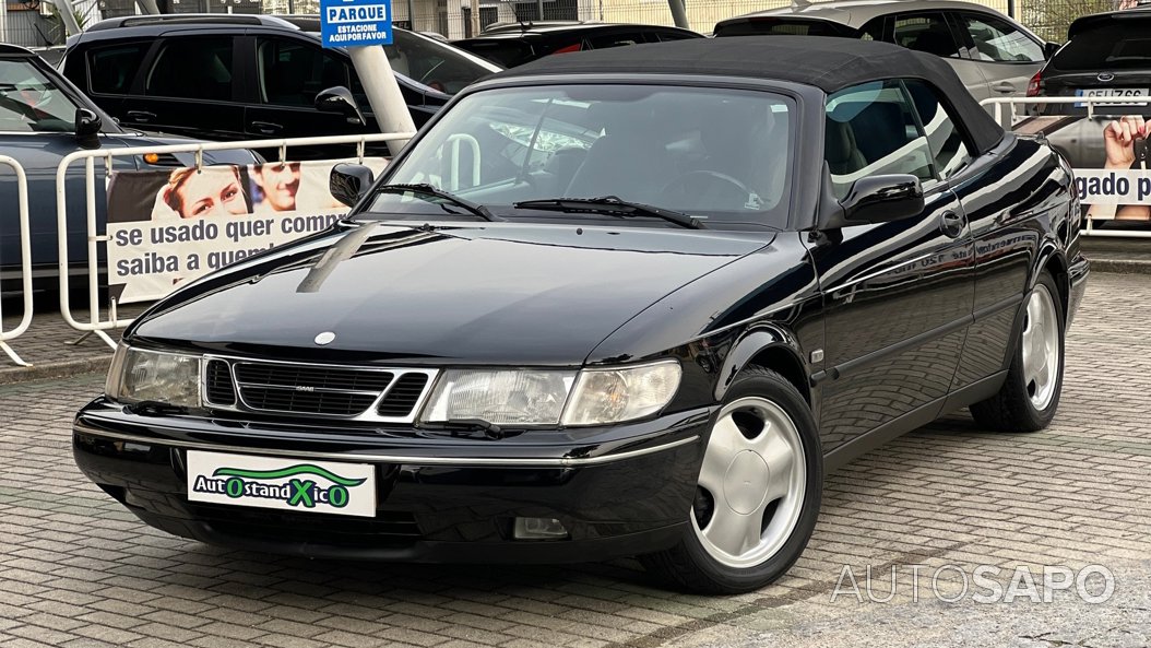 Saab 900