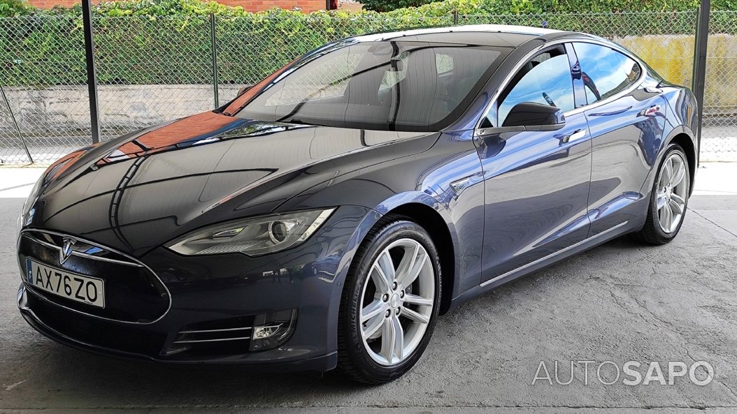 Tesla Model S 70D de 2015 - Auto SAPO