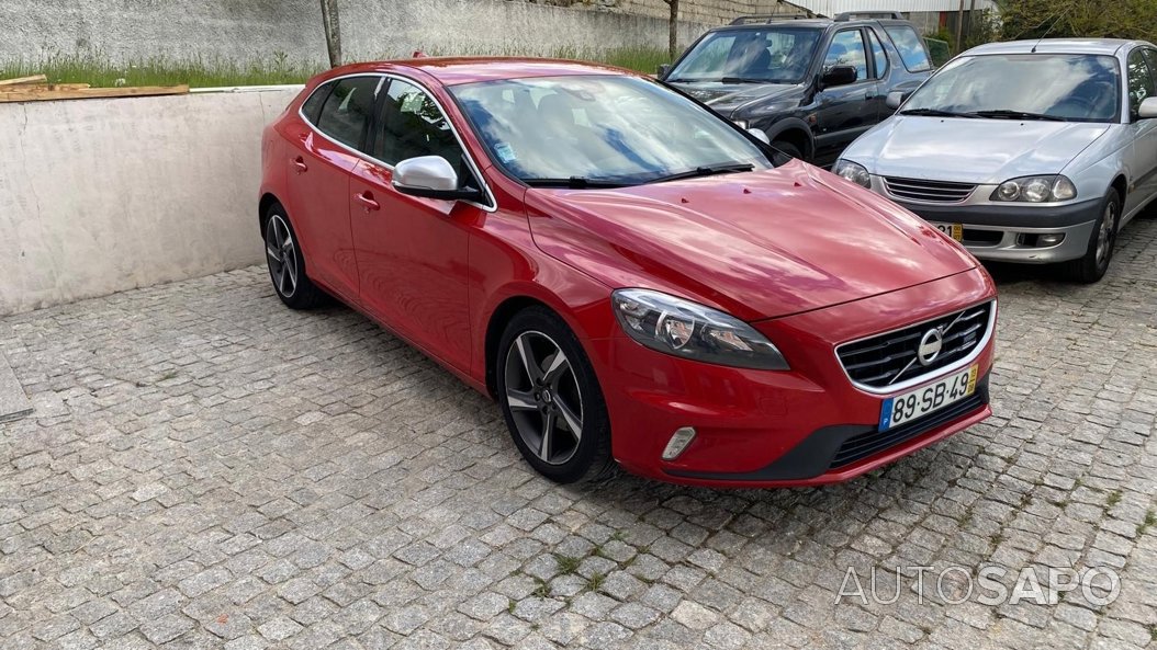 Volvo V40