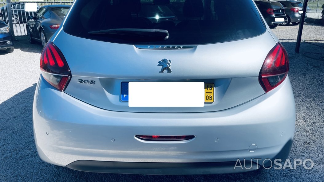 Peugeot 208 1.6 Blue HDI Style