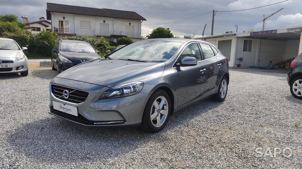 Volvo V40