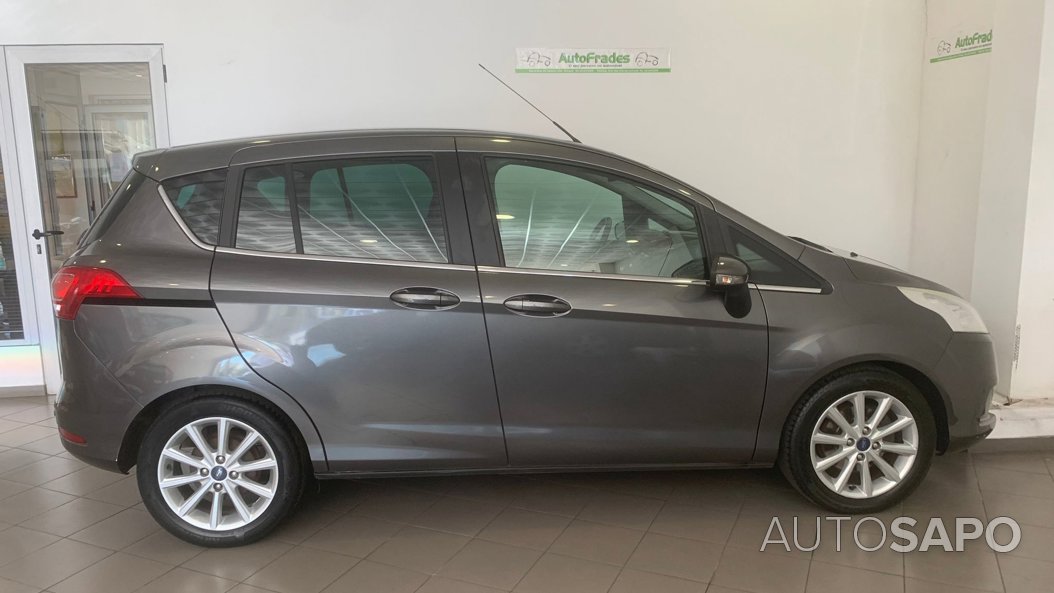 Ford B-MAX 1.0 EcoBoost Titanium