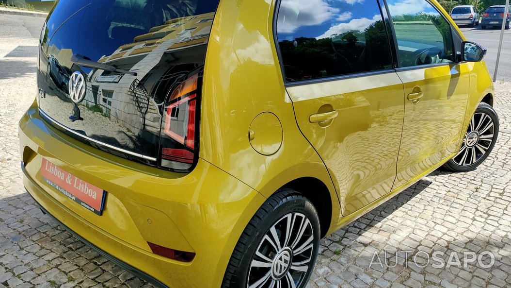 Volkswagen Up 1.0 High !