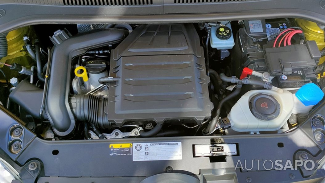 Volkswagen Up 1.0 High !