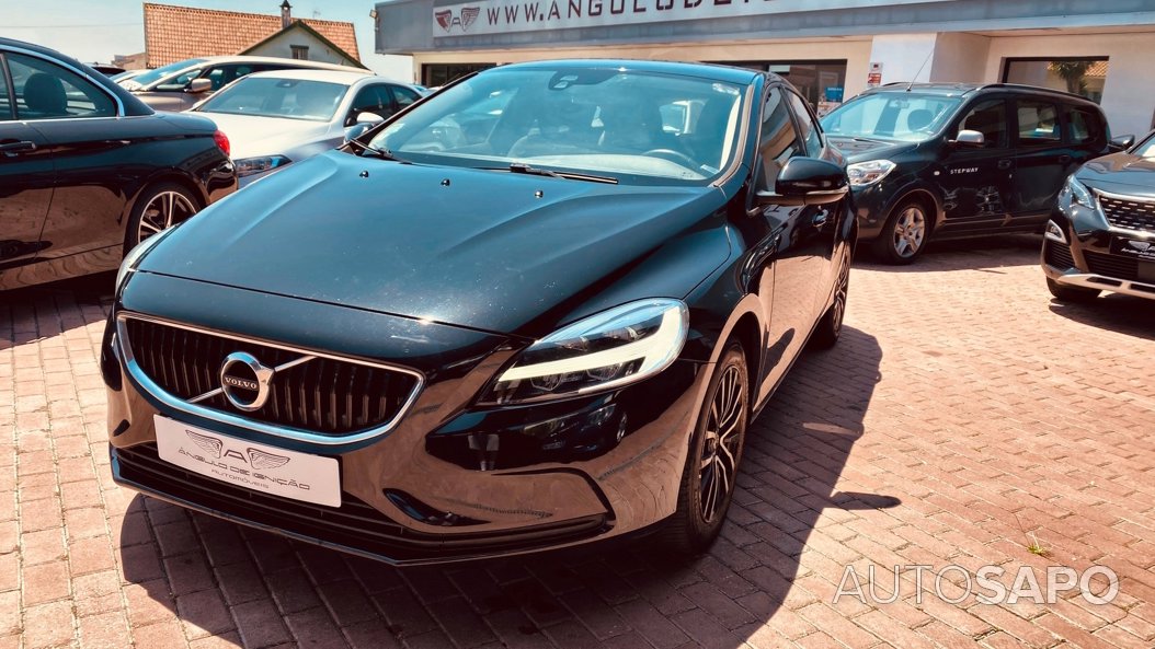 Volvo V40