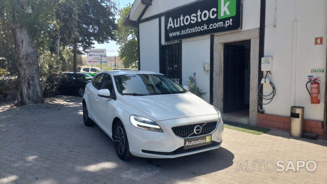 Volvo V40