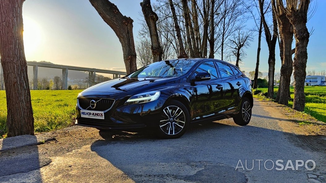 Volvo V40