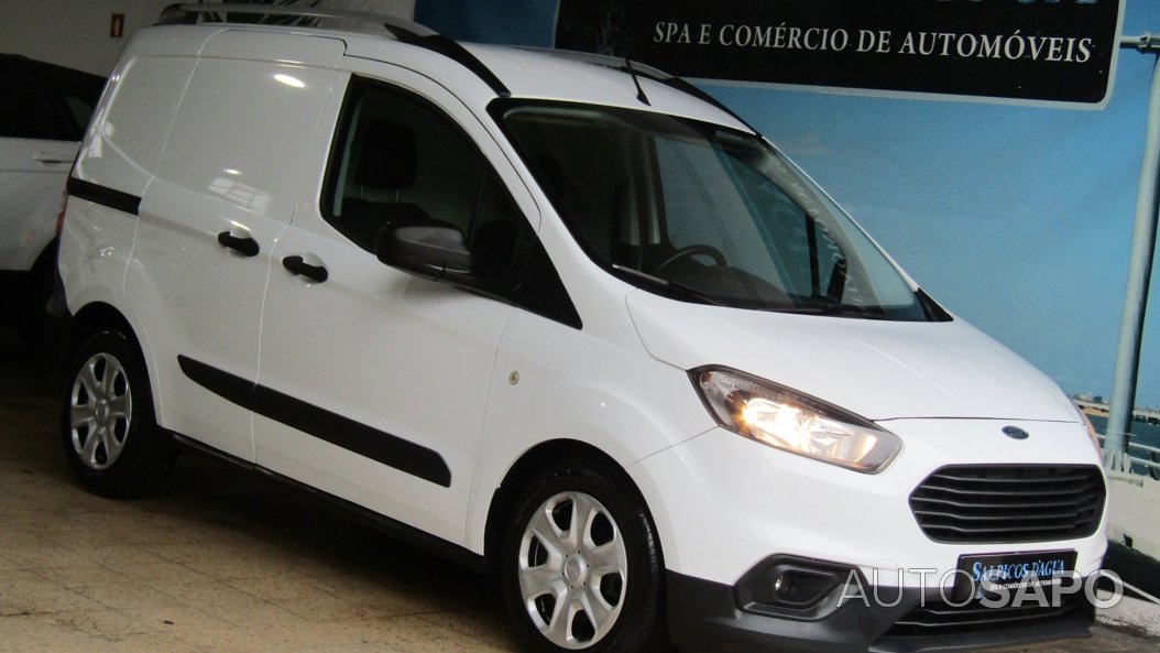 Ford Transit Courier