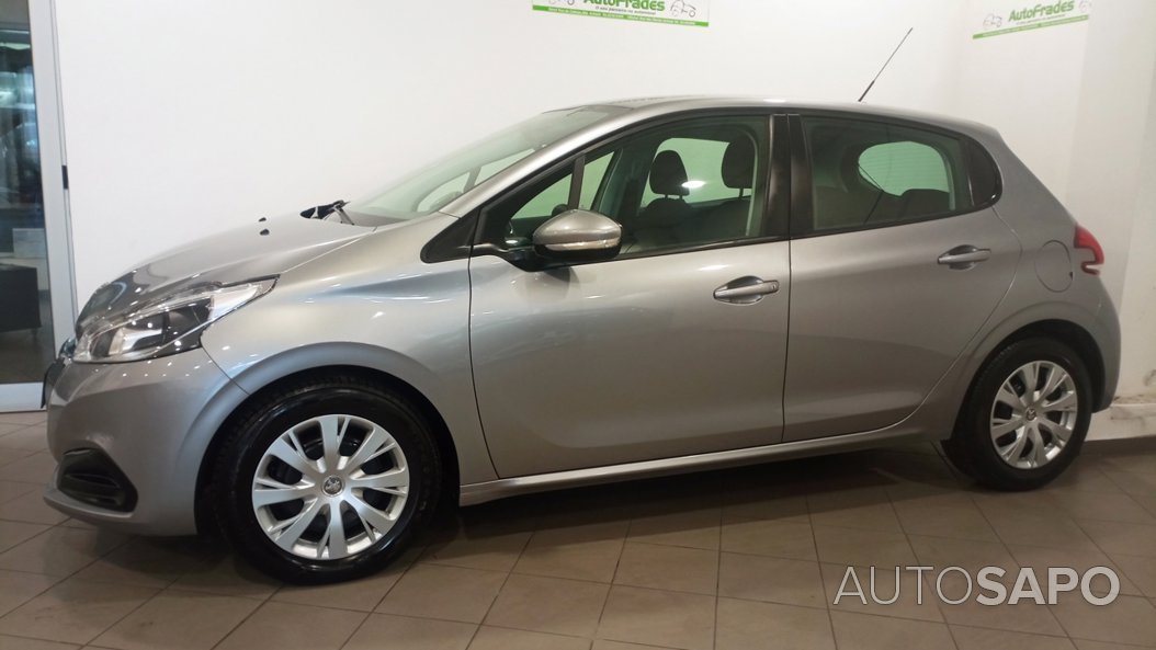 Peugeot 208 1.5 BlueHDi Active Business