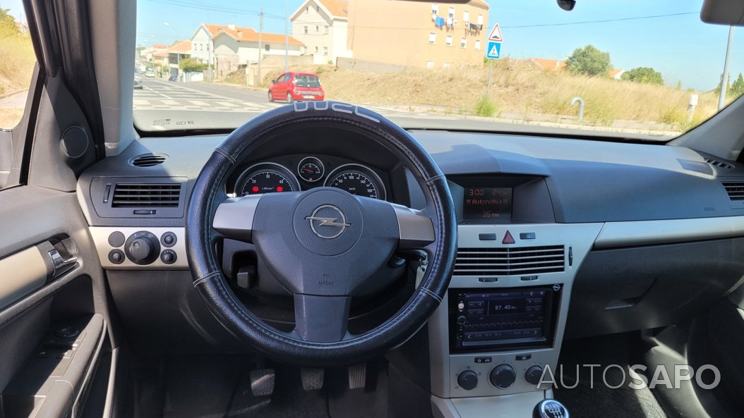 Opel Astra 1.3 CDTi Elegance