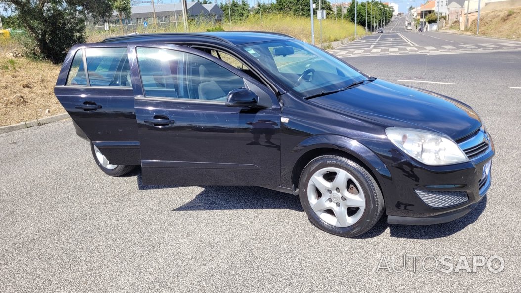 Opel Astra 1.3 CDTi Elegance