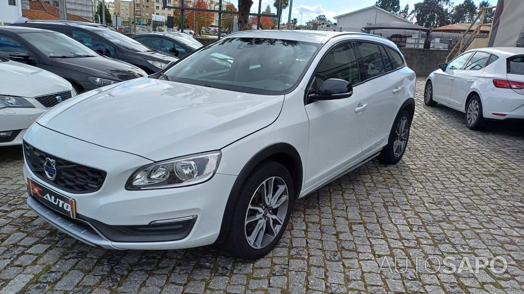 Volvo V60 Cross Country