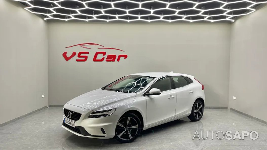 Volvo V40