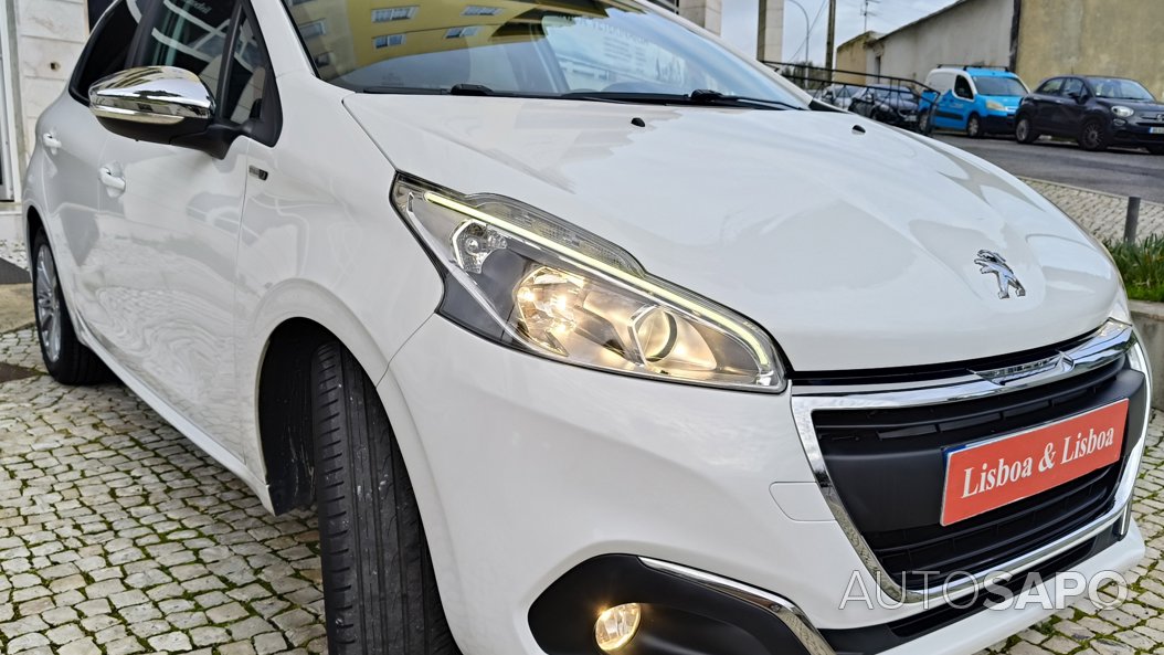 Peugeot 208 1.6 Blue HDI Style