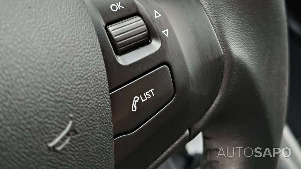 Peugeot 208 1.6 Blue HDI Style