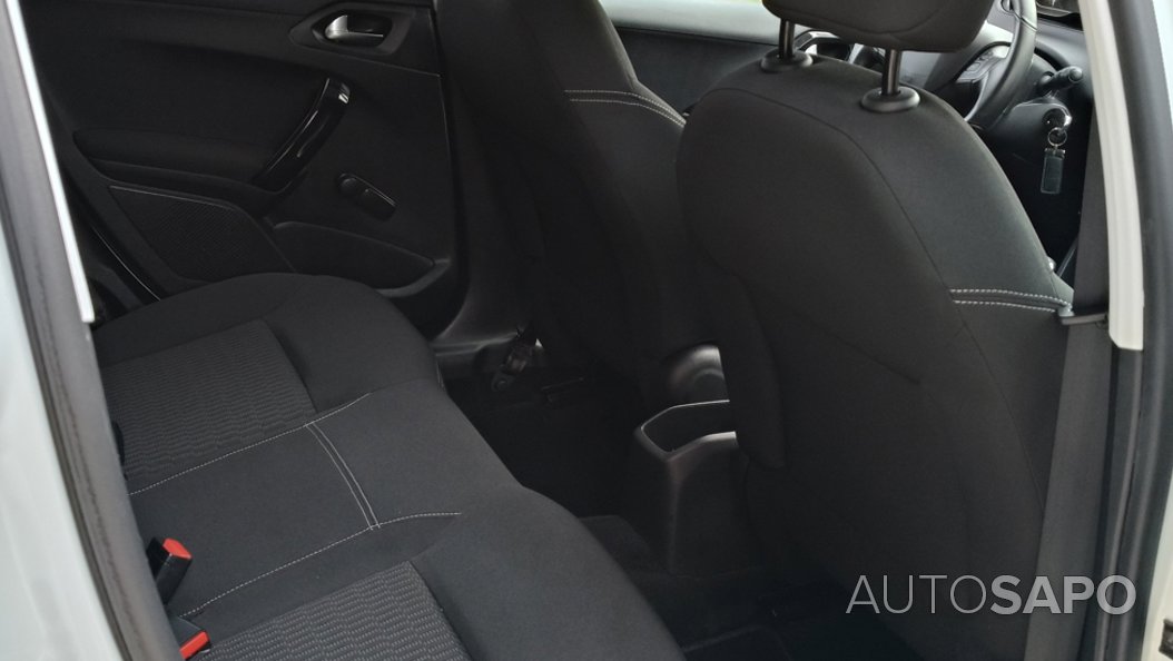 Peugeot 208 1.6 Blue HDI Style