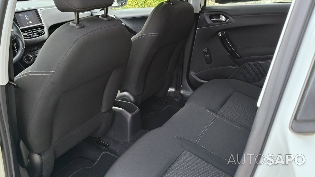 Peugeot 208 1.6 Blue HDI Style