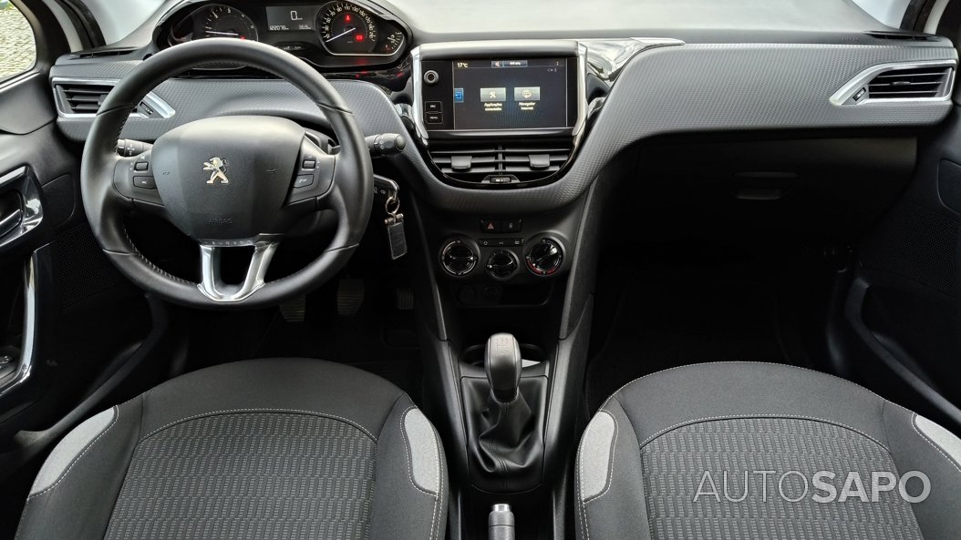 Peugeot 208 1.6 Blue HDI Style