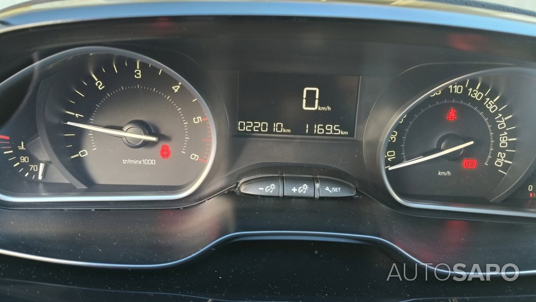 Peugeot 208 1.5 HDI Signature