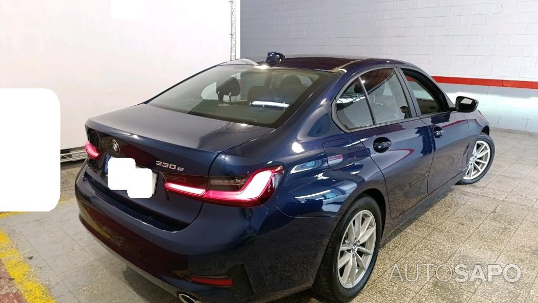 BMW Série 3 330 e Corporate Edition Auto