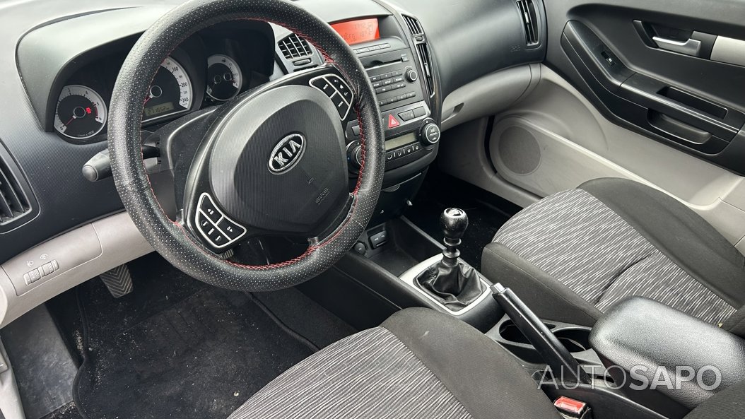 Kia Ceed 1.6 CRDi TX Sport