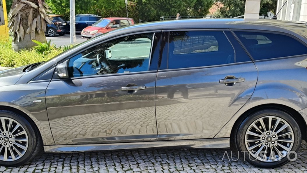 Ford Focus 1.5 TDCi EcoBlue ST-Line