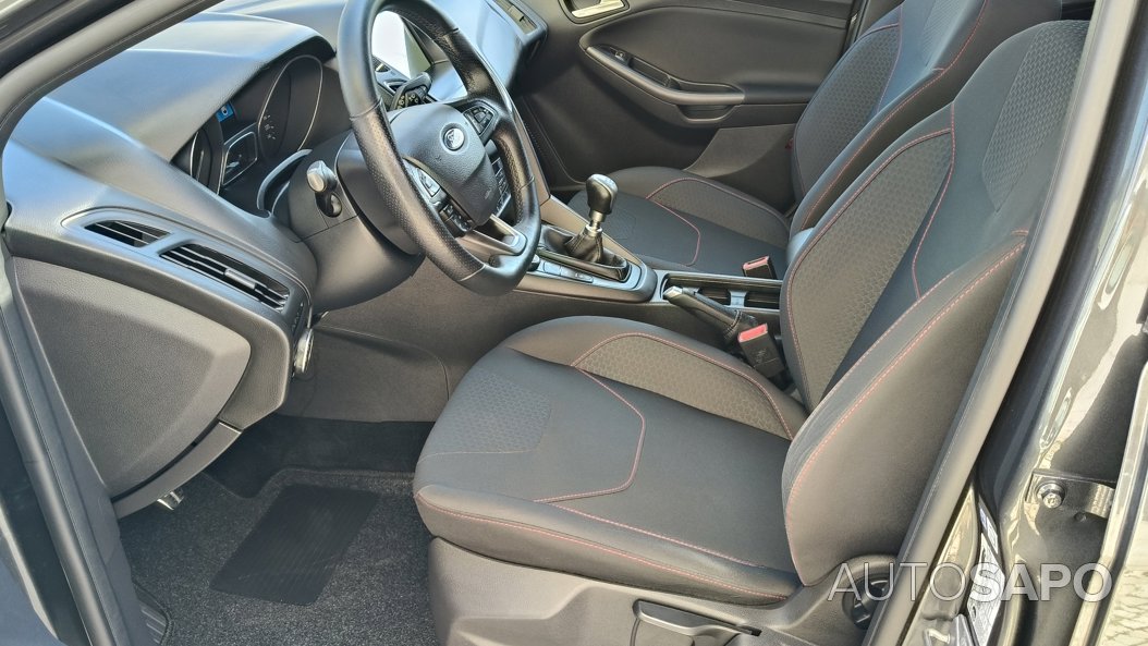 Ford Focus 1.5 TDCi EcoBlue ST-Line