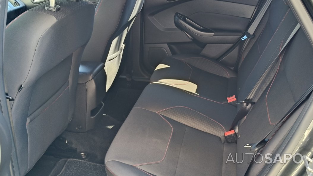 Ford Focus 1.5 TDCi EcoBlue ST-Line