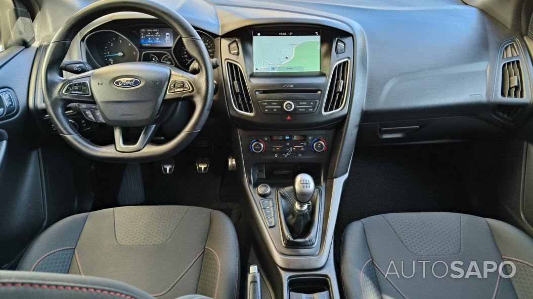Ford Focus 1.5 TDCi EcoBlue ST-Line