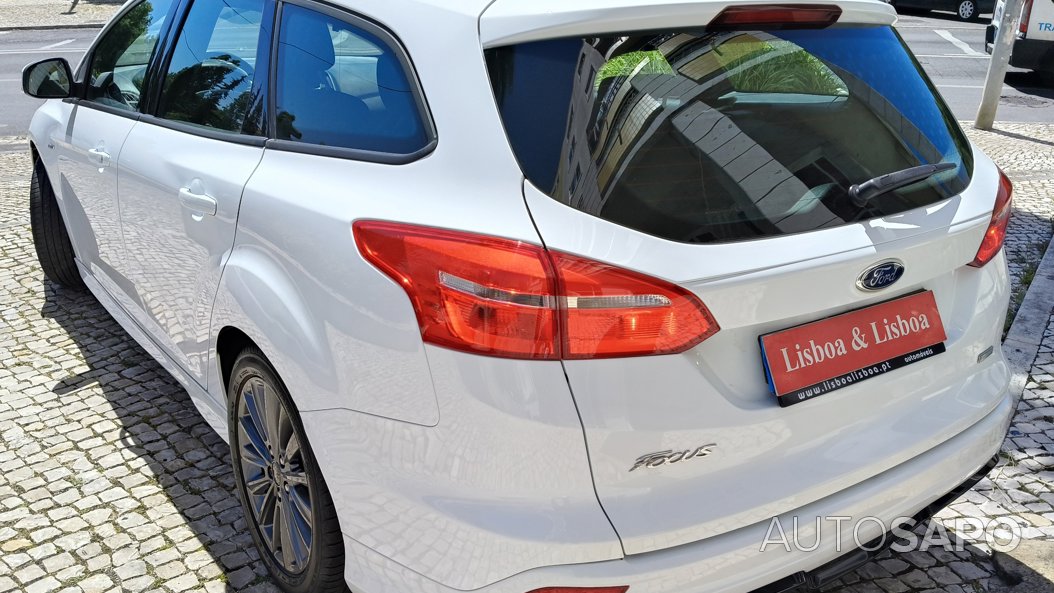Ford Focus 1.0 EcoBoost ST-Line