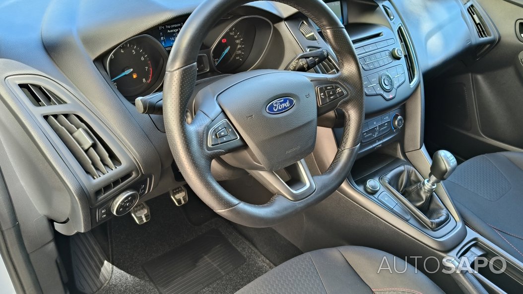 Ford Focus 1.0 EcoBoost ST-Line