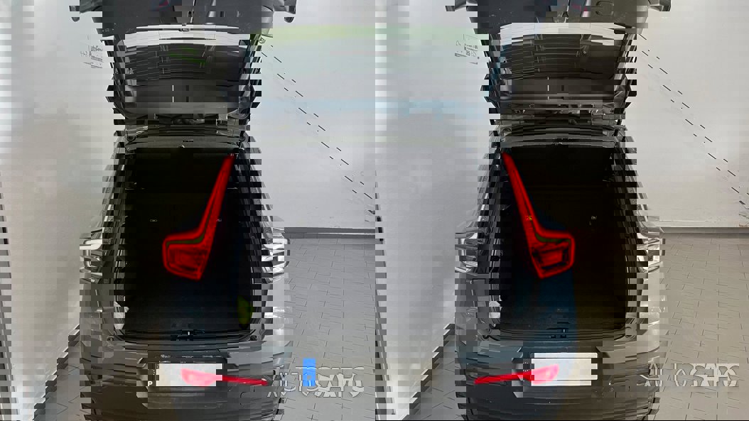 Volvo XC40 2.0 D3