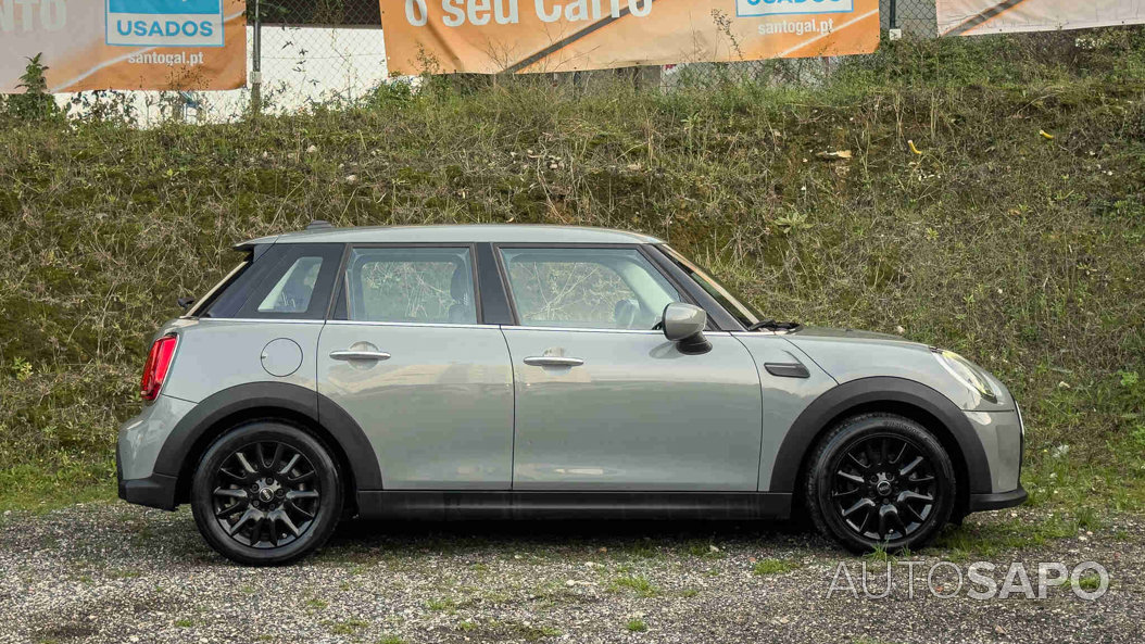 MINI One — photo 4
