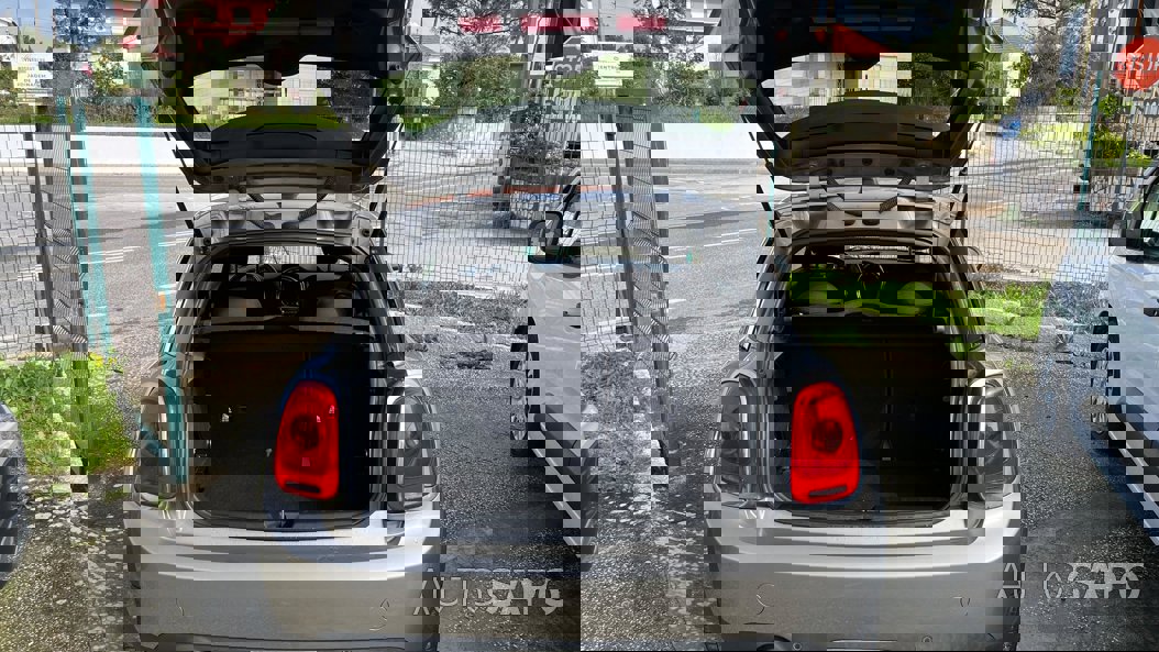 MINI Cooper D Cooper D