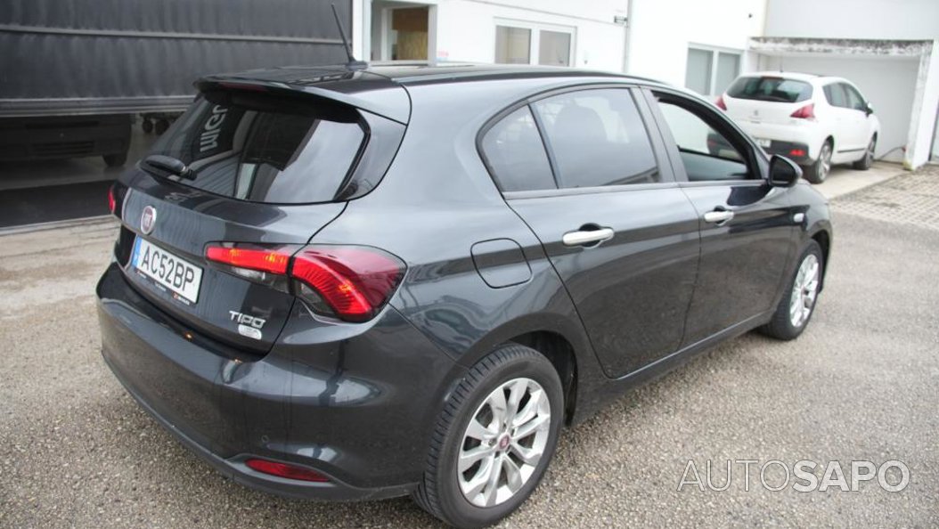 Fiat Tipo 95cv - 5P foto 3