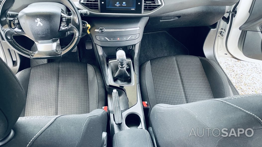 Peugeot 308 1.5 BlueHDi Style