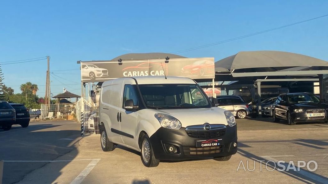Opel Combo 105cv - 5P foto 2