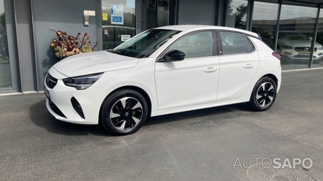 Opel Corsa-e e-Elegance — photo 5