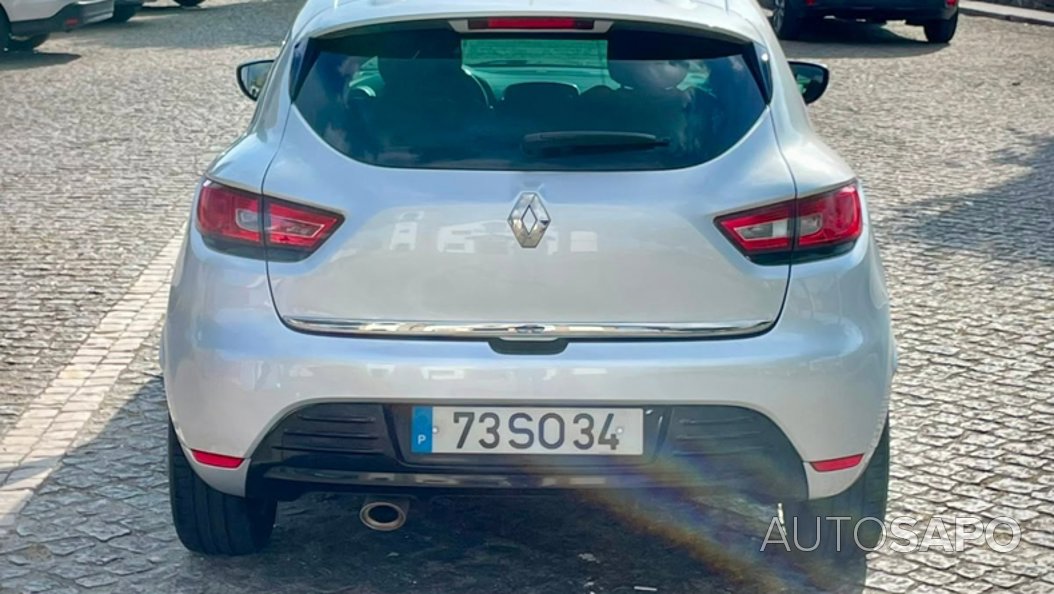 Renault Clio — photo 5