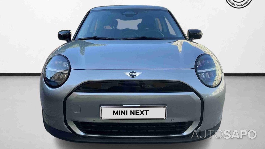 MINI Electric Essential - 184cv - 3P foto 3