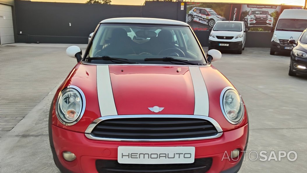 MINI One — photo 4