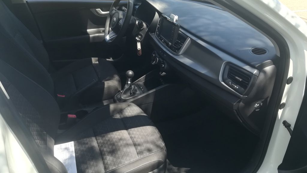 Kia Rio 1.2 CVVT In Town de 2020