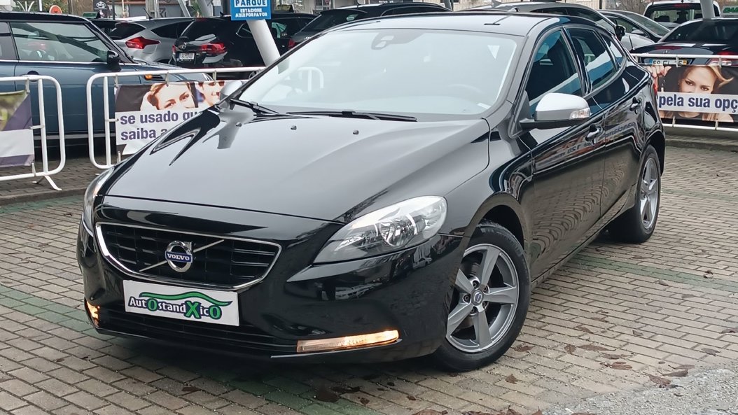 Volvo V40