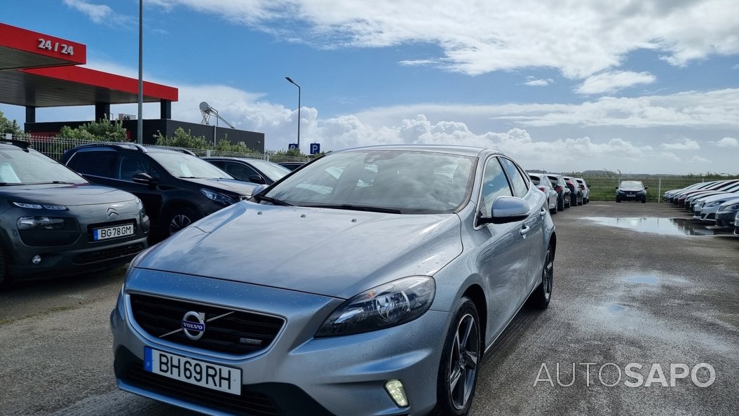 Volvo V40